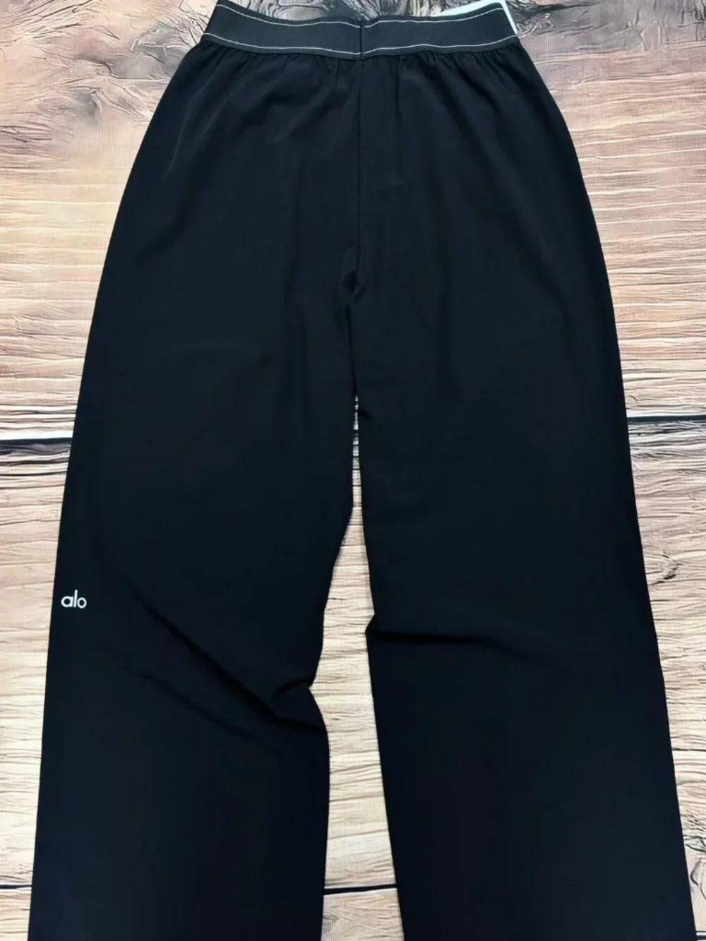 🏝ALO Yoga Women's Black Suit Up Trouser (Regular 30 inch)Size: XS/S